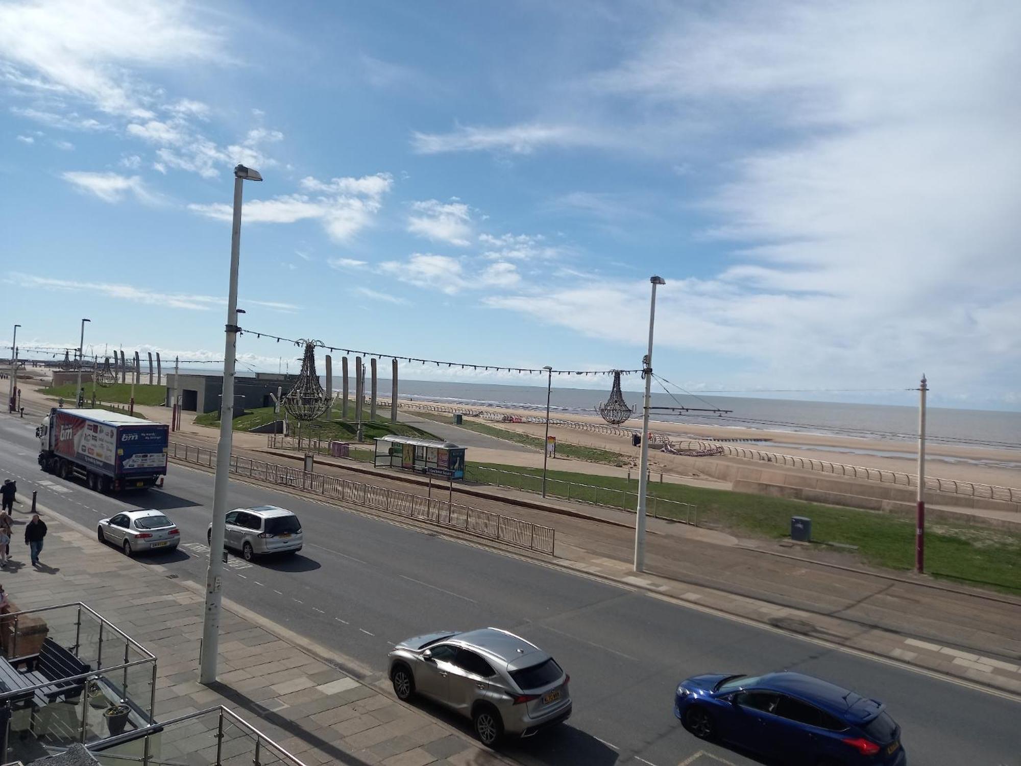 Vinnie'S Family Hotel Blackpool Exterior foto