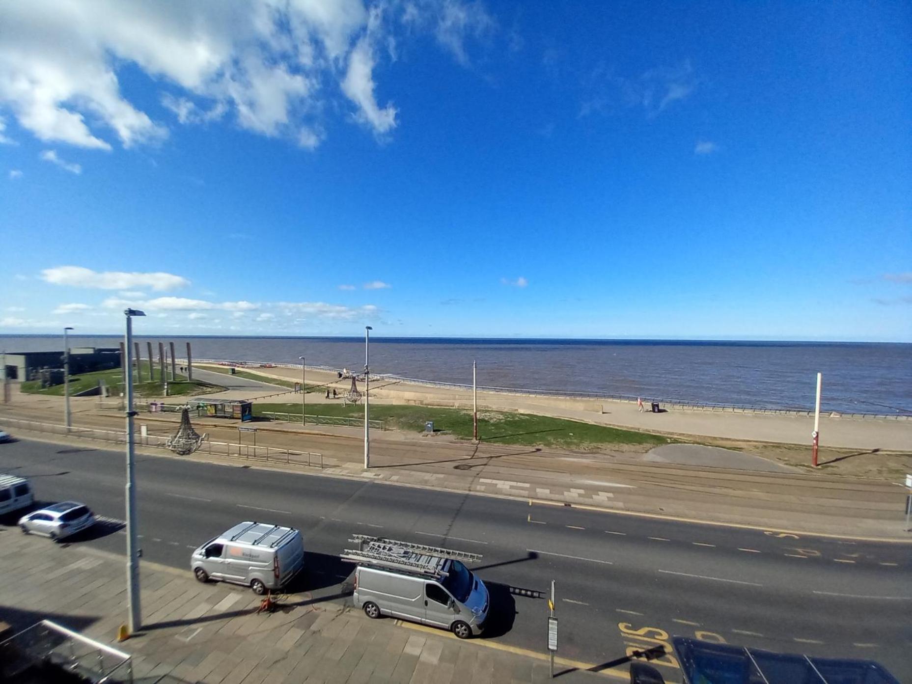 Vinnie'S Family Hotel Blackpool Exterior foto
